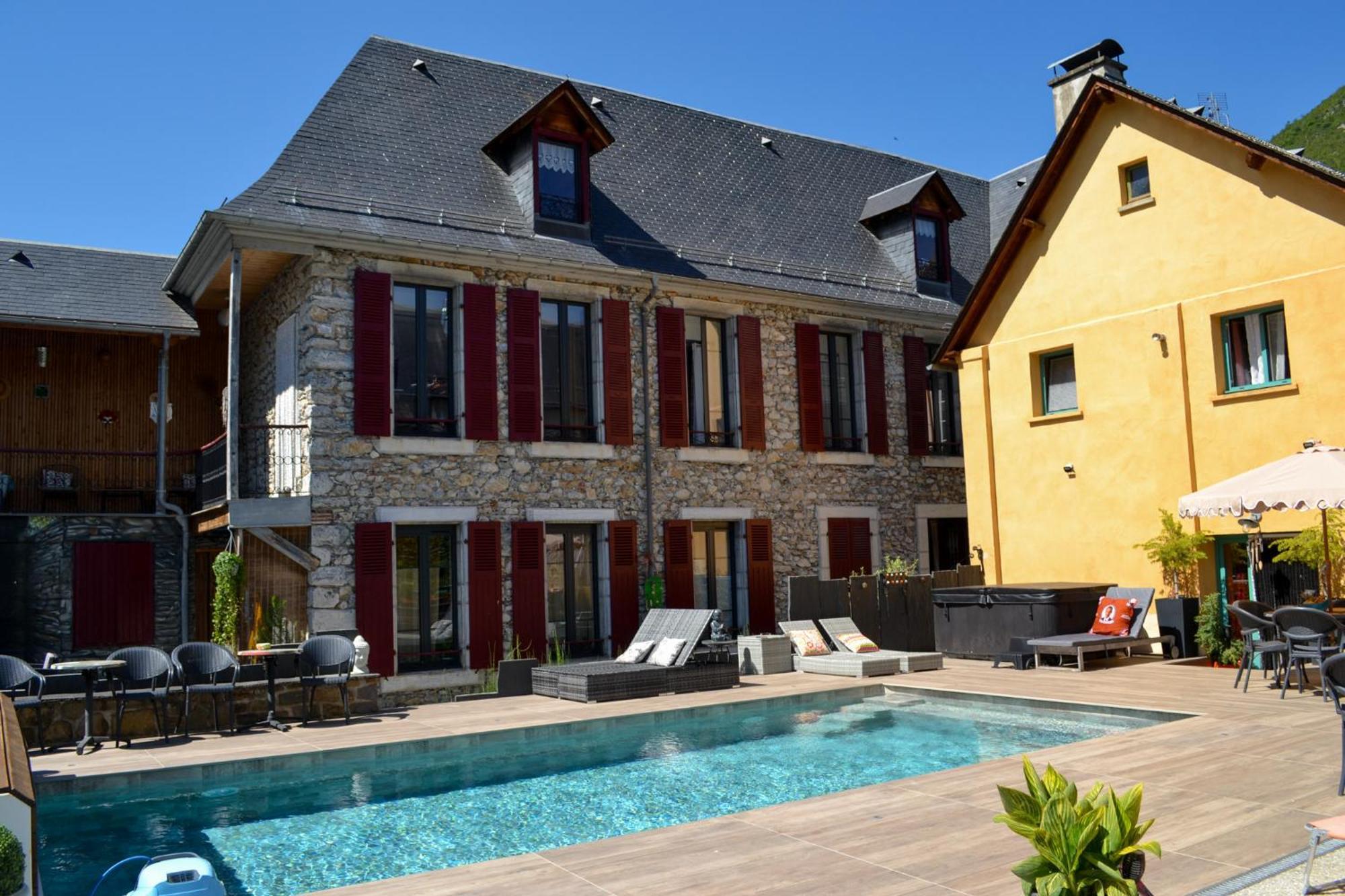 A Nouste Chambres D'Hotes Et Gite Only Adults Campan Exterior foto