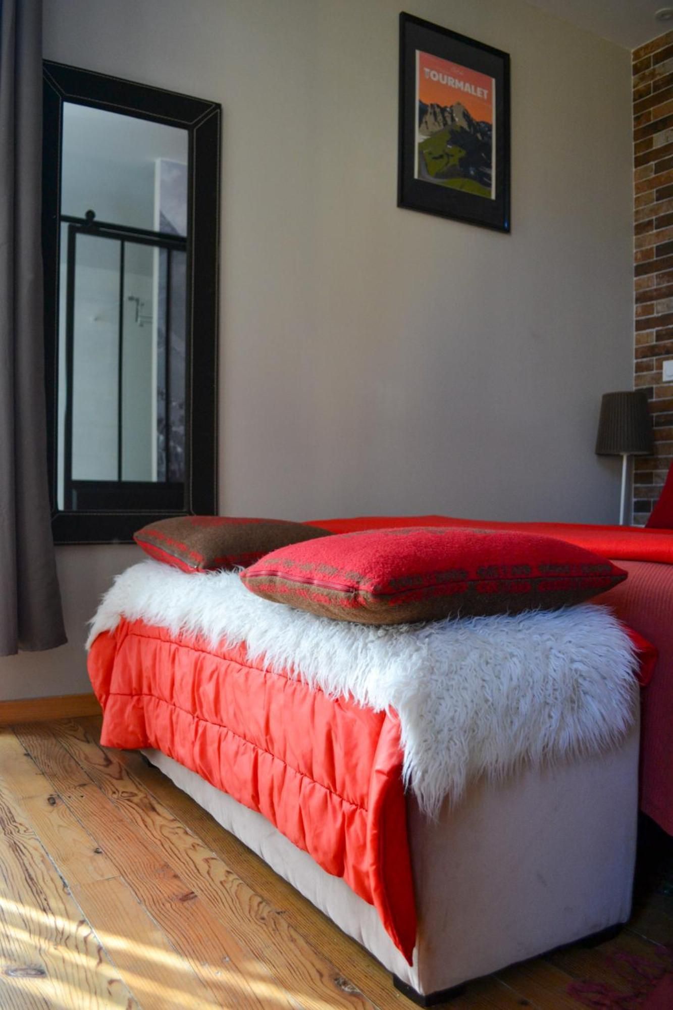 A Nouste Chambres D'Hotes Et Gite Only Adults Campan Exterior foto